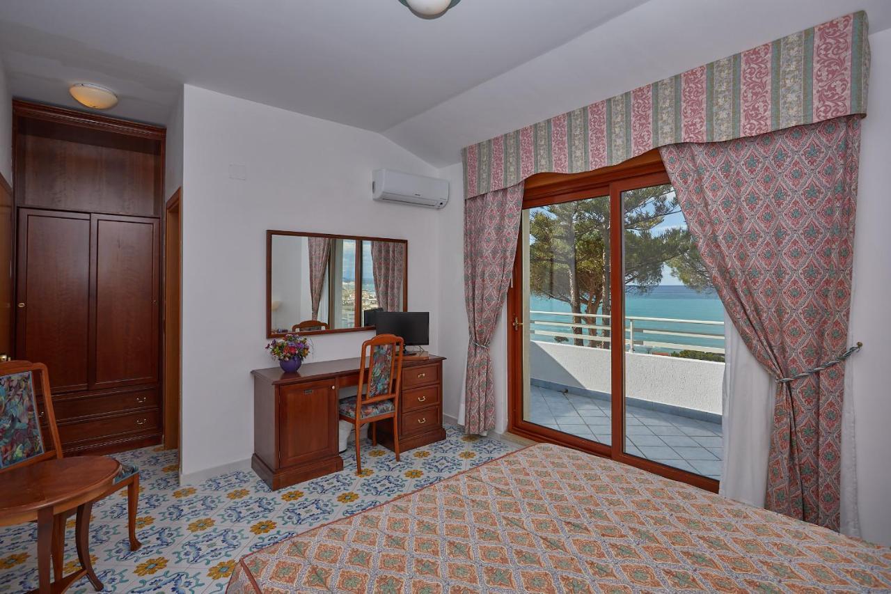 Hotel La Castellana Belvedere Marittimo Buitenkant foto