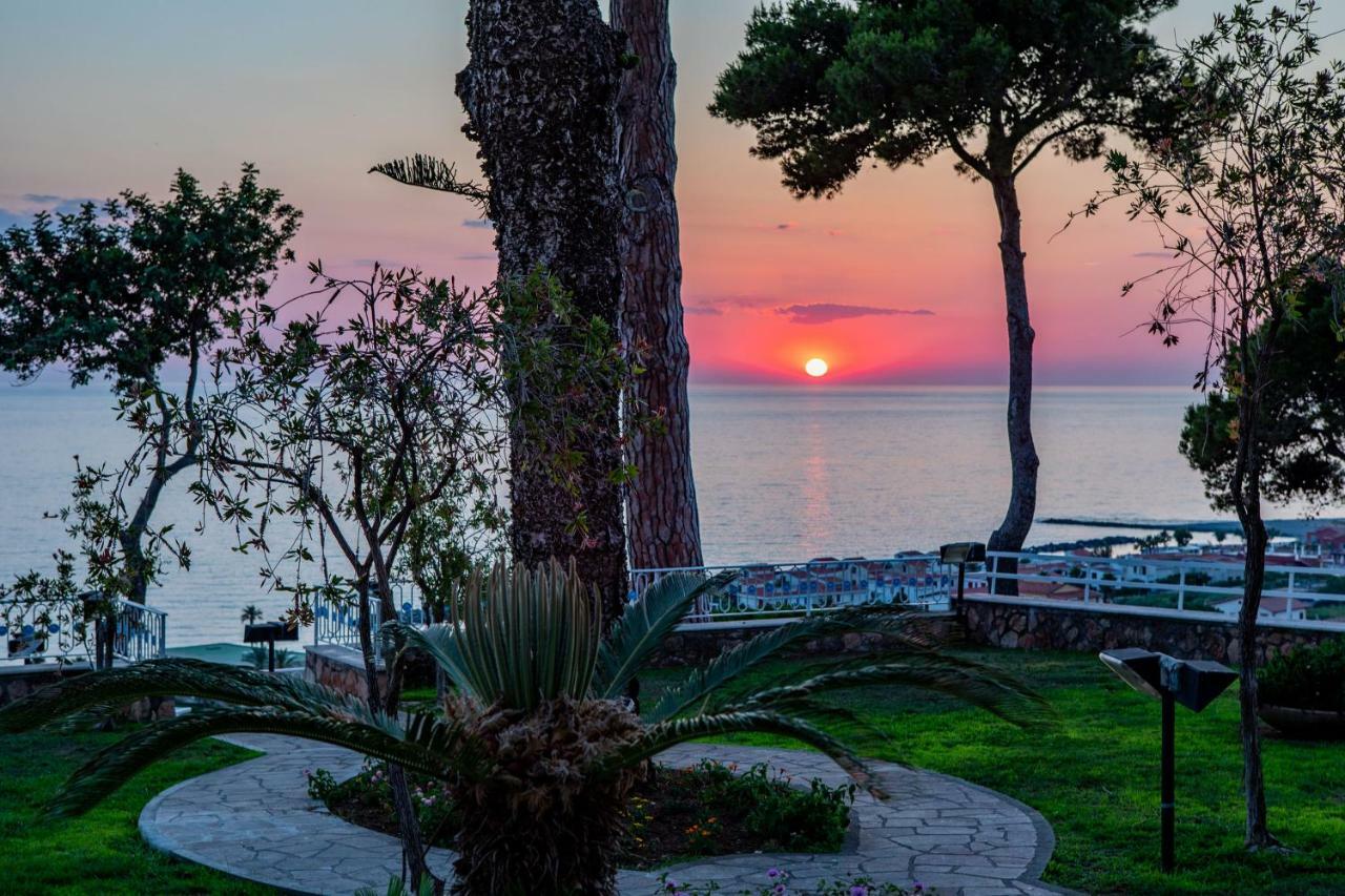 Hotel La Castellana Belvedere Marittimo Buitenkant foto